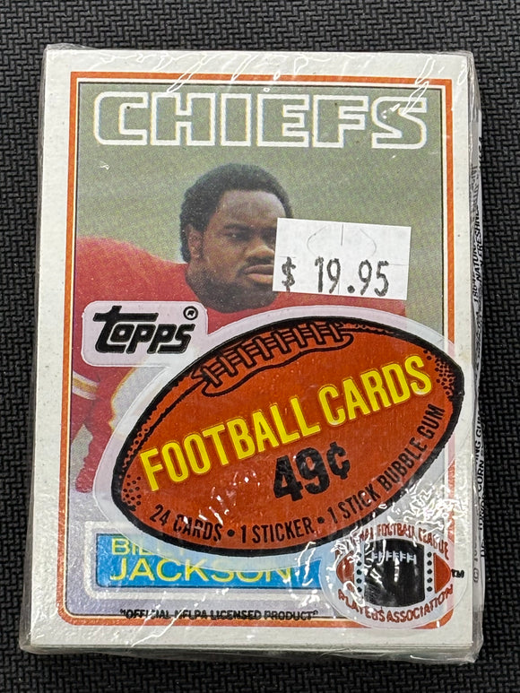 1983 Topps Football Cello Wax Pack *Top Card Will Vary